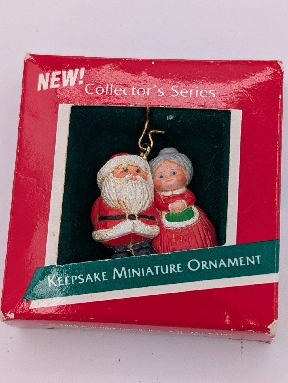 1989 Hallmark Miniature Ornament The Kringles #1 Santa & Mrs. Claus MIB